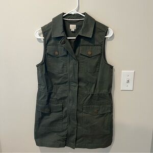 A Nee Day Dark Green Sleeveless Utility Vest, Size XS